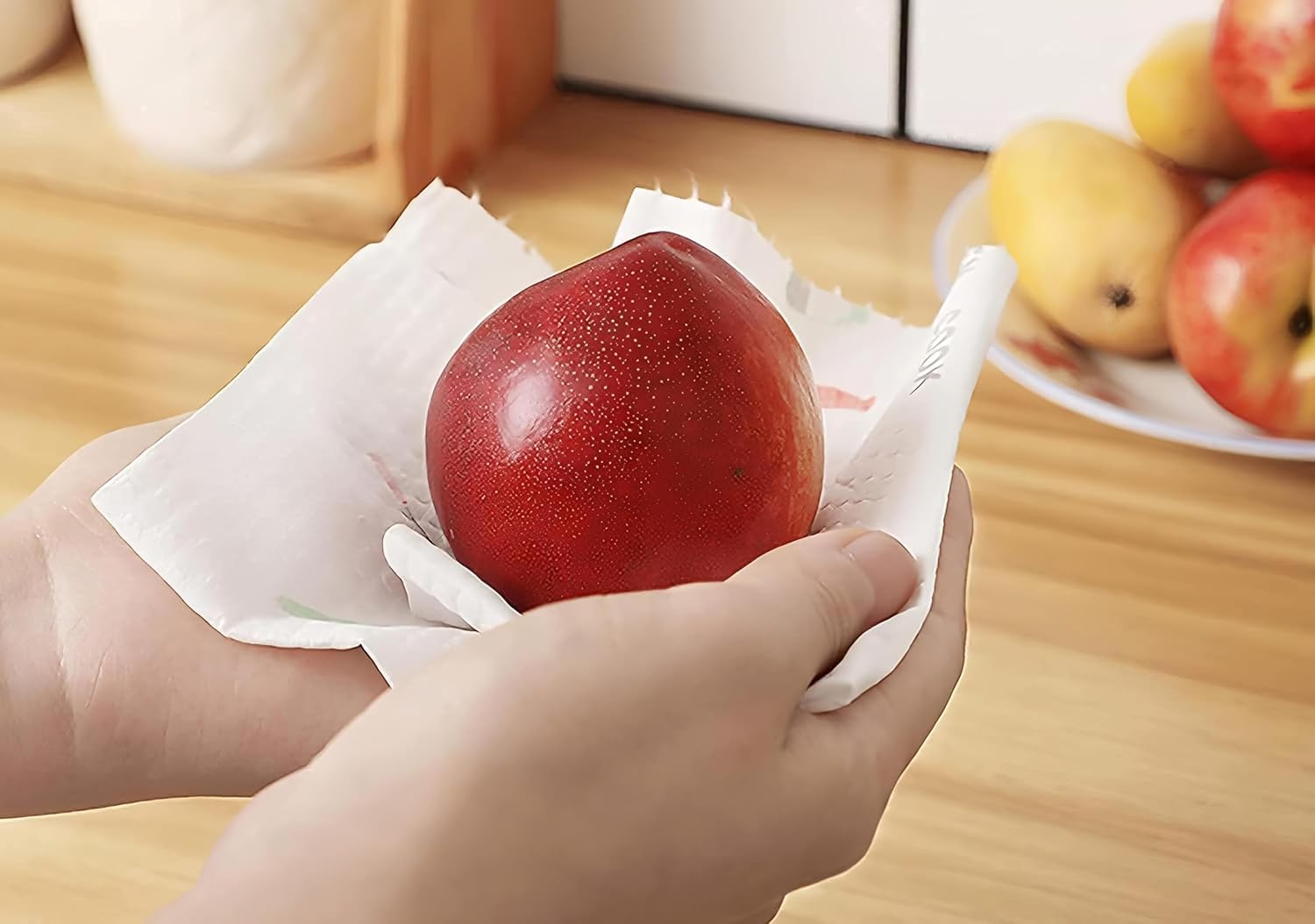 Fixxora™ Non Woven Reusable and Washable Printed Kitchen Roll Rag Non-stick Oil Absorbing Paper Roll Kitchen Tissue Special Paper Towel Wipe Paper Dish Cloth Cleaning Cloth pack of 1